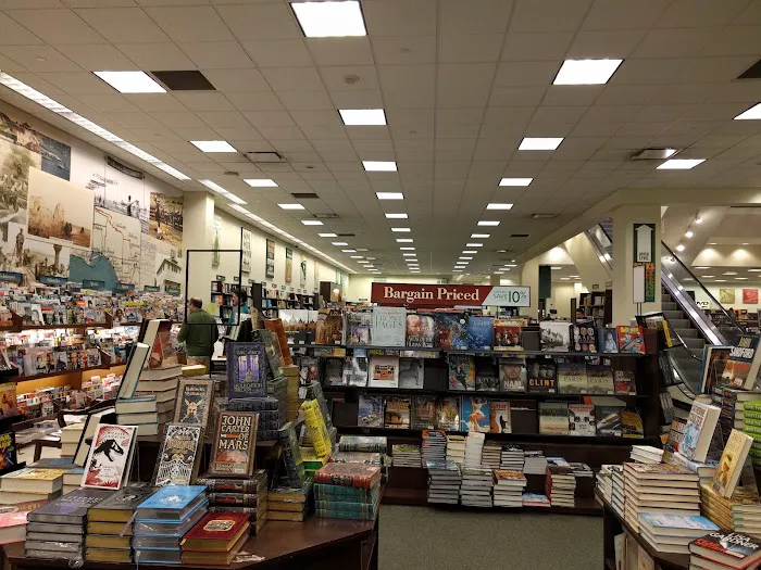 Barnes & Noble 0