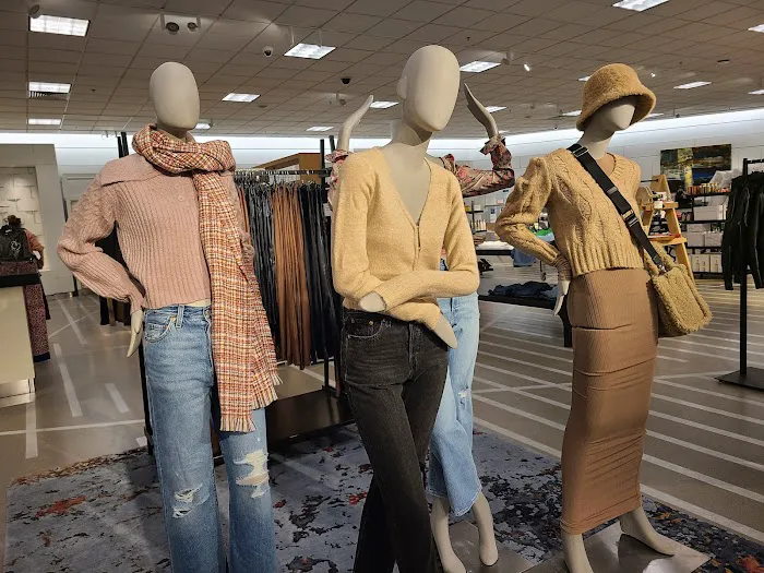 Nordstrom 0