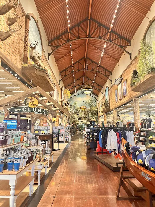 Bass Pro Shops 4