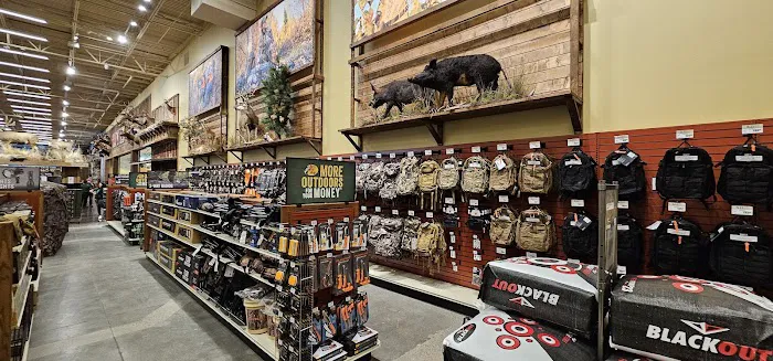 Bass Pro Shops 7