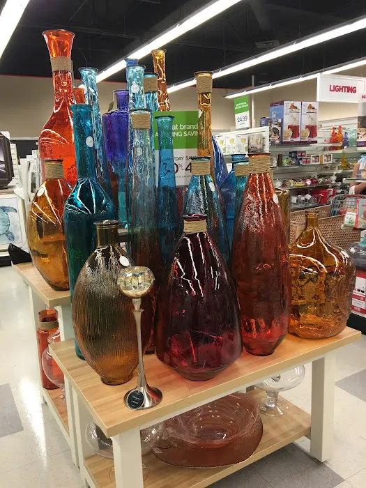 T.J. Maxx & HomeGoods 3