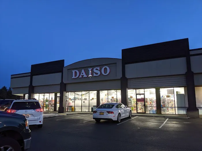 Daiso - Japanese Household Goods 8