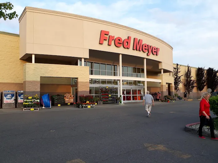 Fred Meyer 2