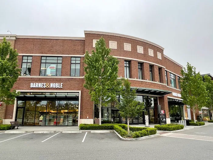 Barnes & Noble 1