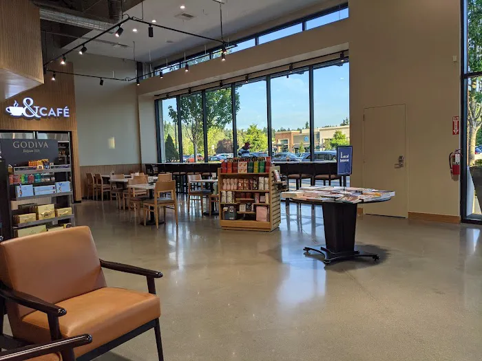 Barnes & Noble 9