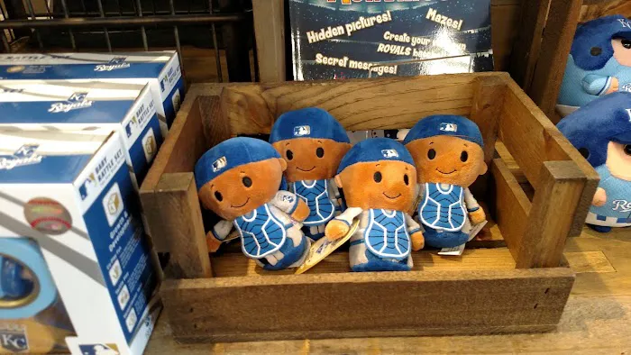 Amy's Hallmark Shop 8