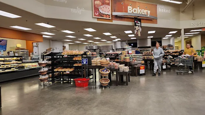 Hy-Vee Grocery Store 3