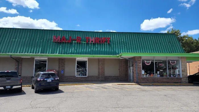 MAJ-R Thrift & Discount 3