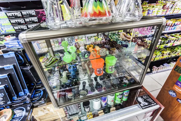 Happy Rock Smoke Shop and vape 4
