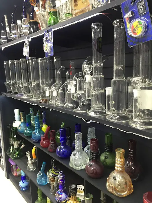 Happy Rock Smoke Shop and vape 6