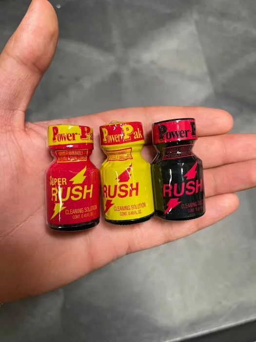 Happy Rock Smoke Shop and vape 9