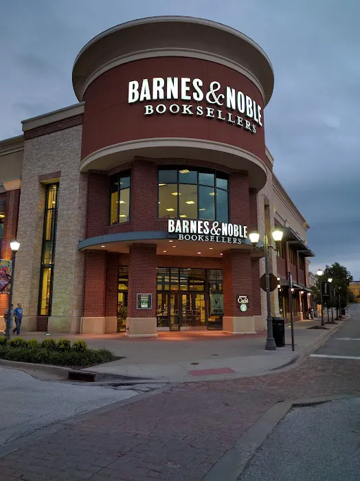 Barnes & Noble 3