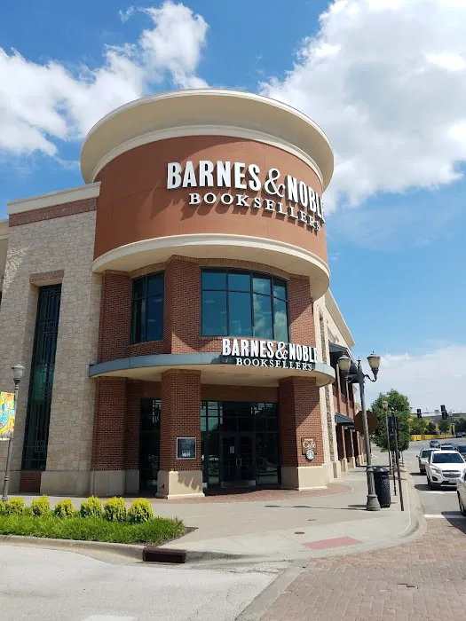 Barnes & Noble 6