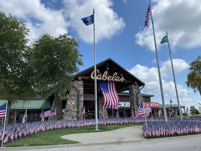 Bass Pro Shops 0