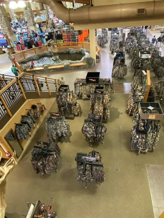 Bass Pro Shops 5