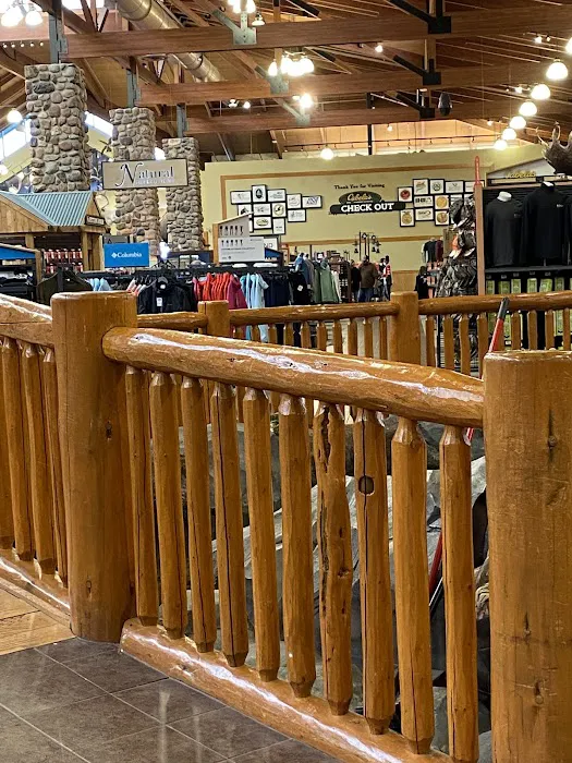 Bass Pro Shops 3