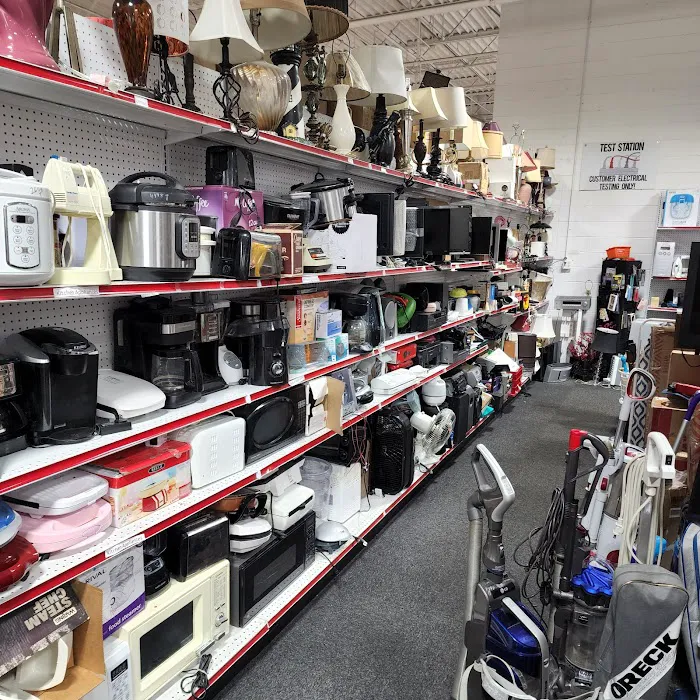 Red Racks DAV Thrift Store 4