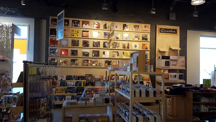 Urban Outfitters 5