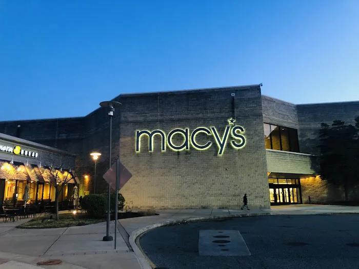 Macy's 0