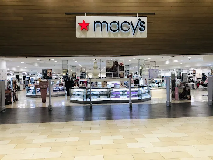 Macy's 9