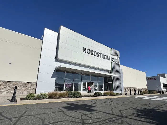 Nordstrom Rack 0
