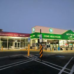 Westbury Apothecary ico