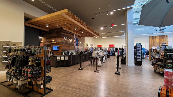 L.L.Bean 7