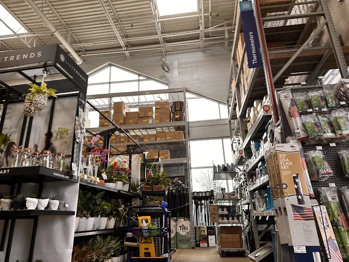 Lowe's Garden Center 5