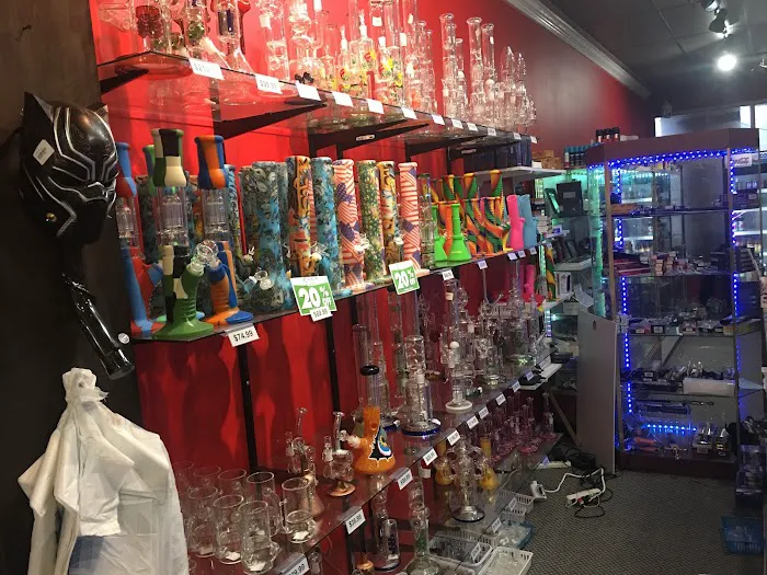 Tobacco And Vapor Zone 7