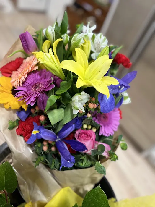 Pat's Florist 6