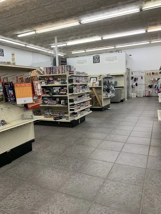 Fan Tastic Thrift Store 4