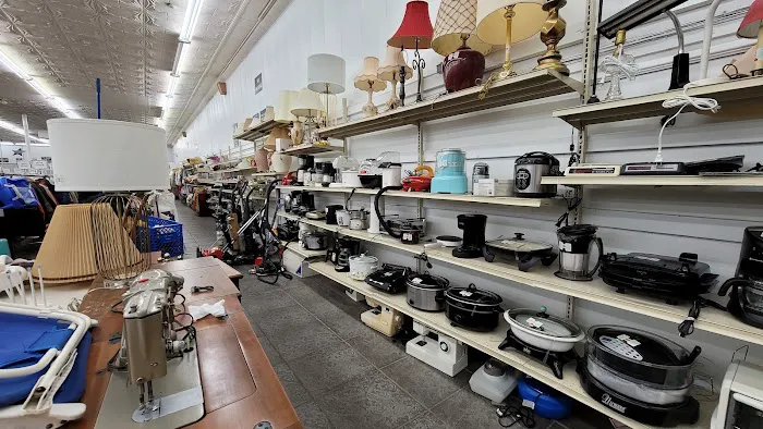 Fan Tastic Thrift Store 3