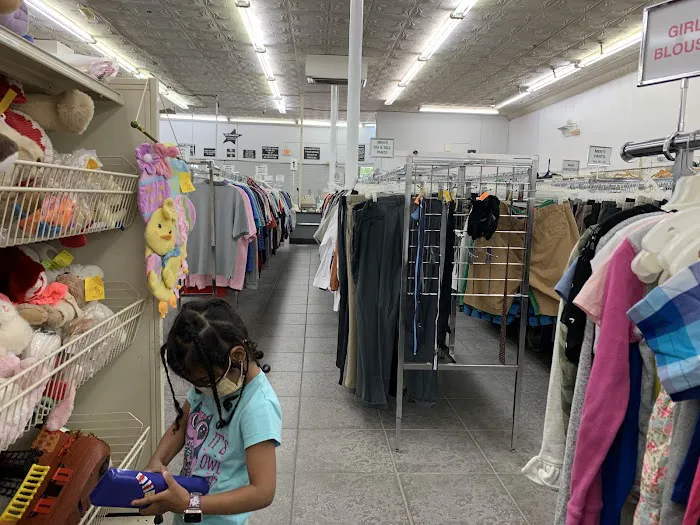 Fan Tastic Thrift Store 7
