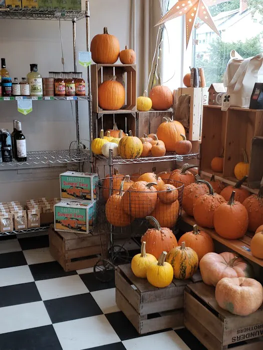 Little House Green Grocery 5