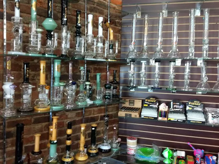 Carytown Tobacco 8