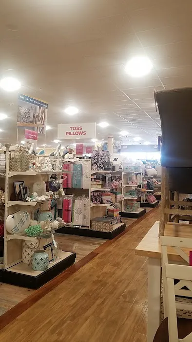 T.J. Maxx & HomeGoods 6