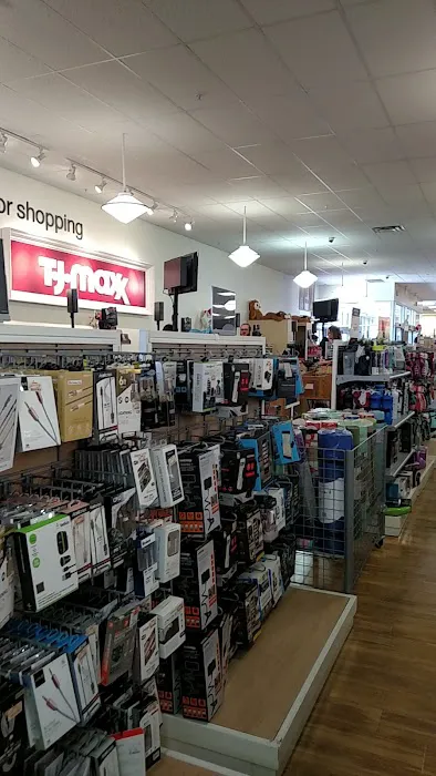 T.J. Maxx & HomeGoods 7
