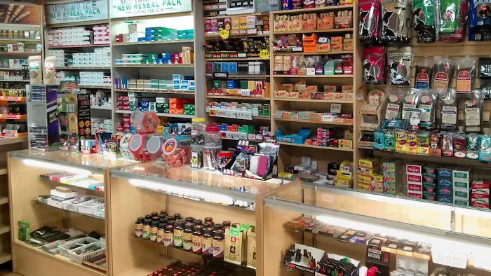 SMOKE SHOP 6