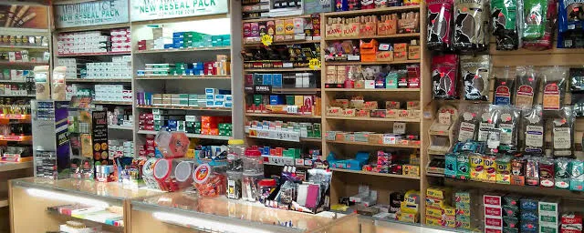 SMOKE SHOP 4