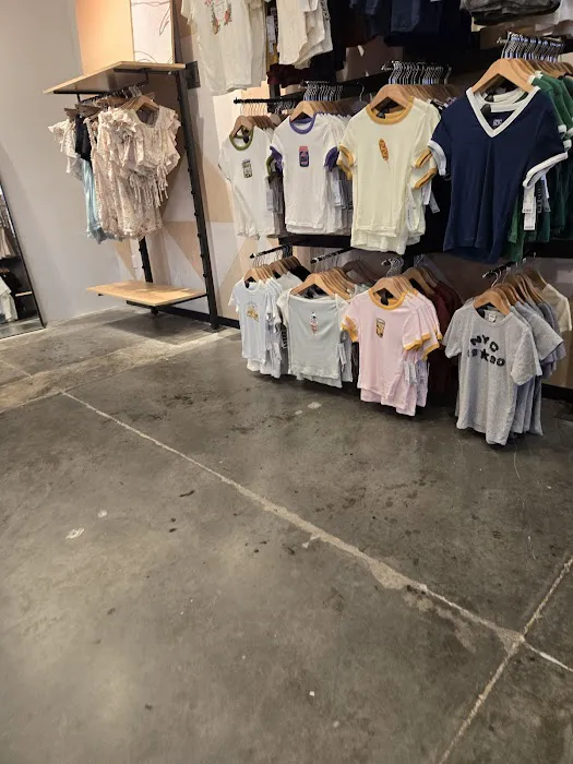 Urban Outfitters 4