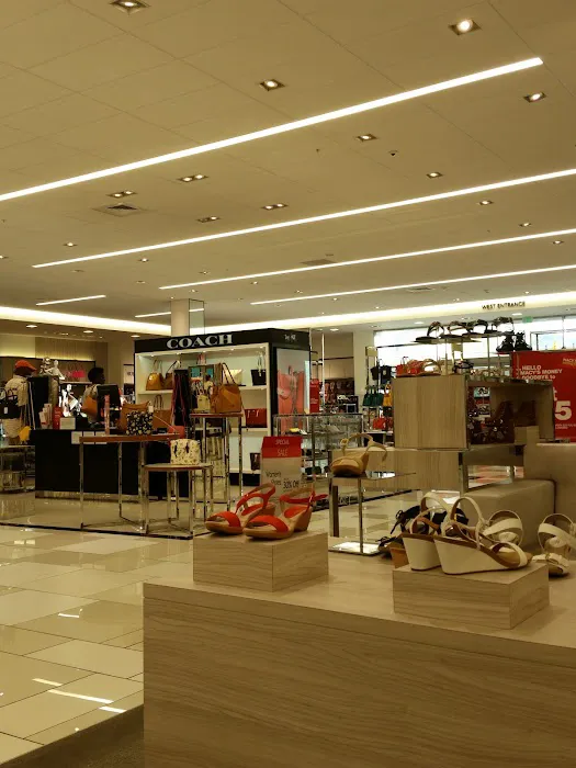 Macy's 9
