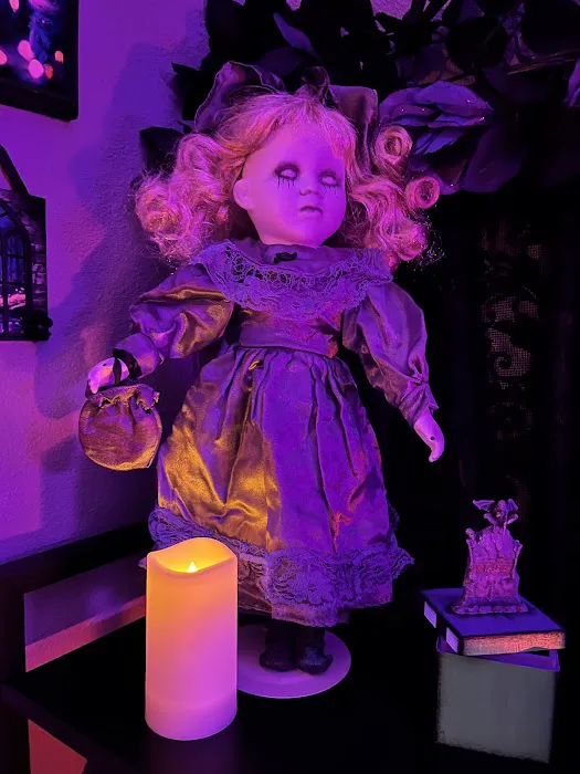 Halloween Emporium and Haunted Tea Room 2