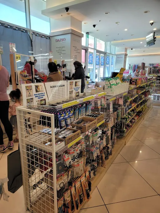 Daiso - Japanese Household Goods 1