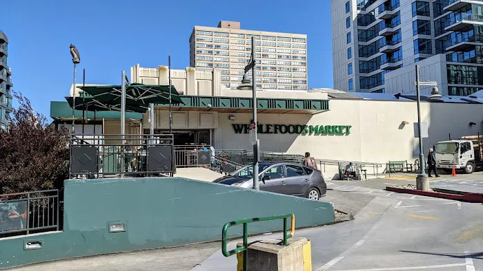Whole Foods Market 0
