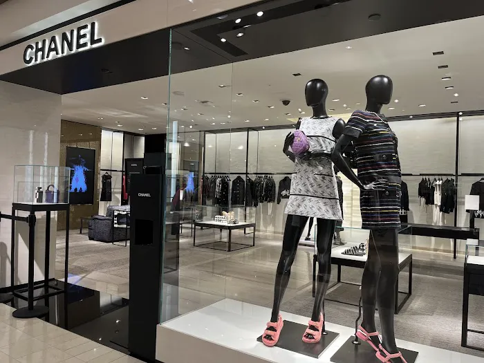 Neiman Marcus 0
