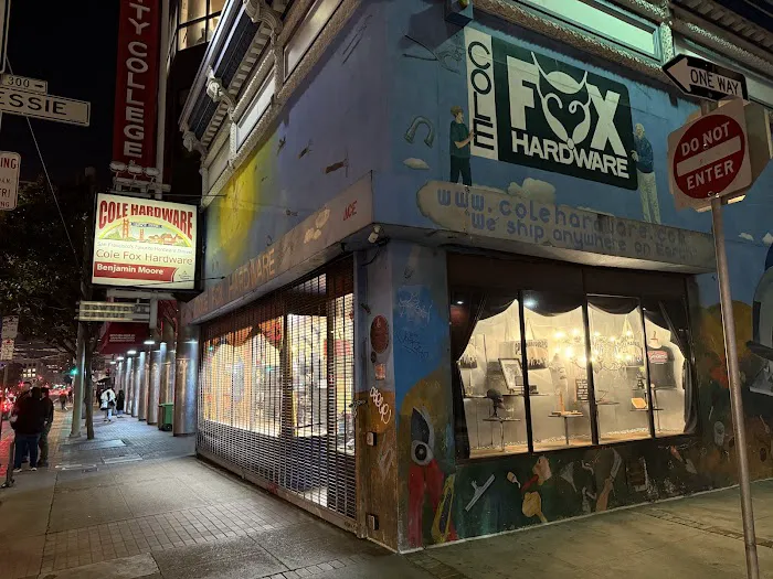 Cole Fox Hardware 5