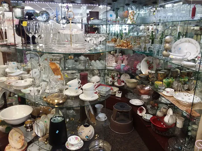 Treasure House Resale Shop 8
