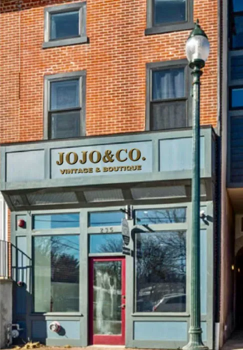 Jojo & Co 2