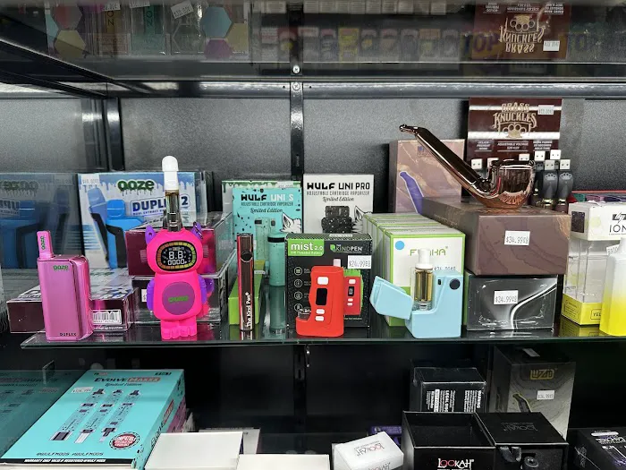 Vape & Beyond 4