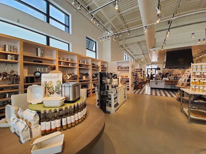 Williams-Sonoma 0